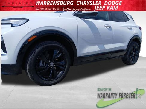 Used 2024 Buick Encore GX Sport Touring AWD/4WD image 34