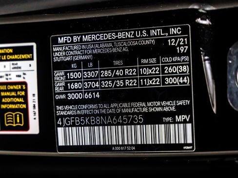 Used 2022 Mercedes-Benz GLE 450 4MATIC w/ AMG Line Exterior image 25