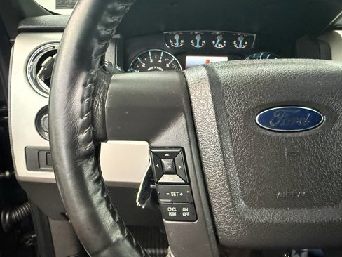 Used 2014 Ford F150 Lariat w/ Equipment Group 502A Luxury image 5