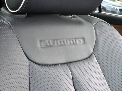Used 2023 Jeep Grand Cherokee L Summit AWD/4WD image 20