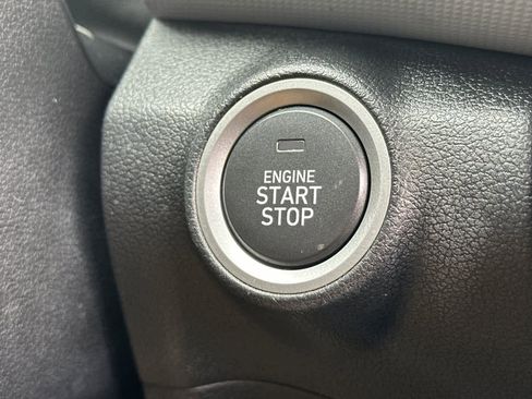 Used 2018 Hyundai Kona SEL image 21