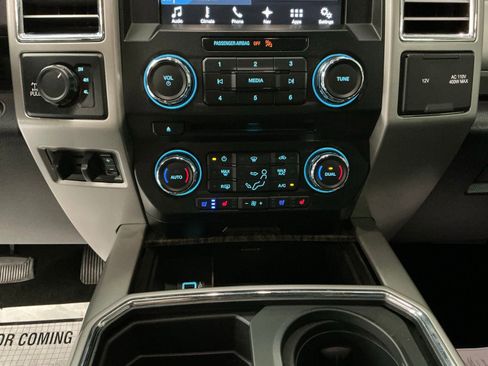 Used 2017 Ford F350 Lariat w/ Lariat Ultimate Package image 15