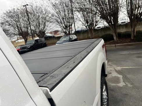 Used 2017 Ford F350 Platinum w/ Platinum Ultimate Package image 14