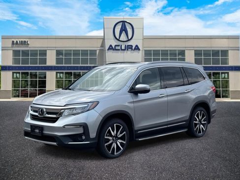Used 2022 Honda Pilot Touring image 1