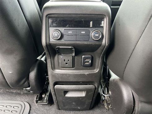 Used 2017 GMC Acadia SLT image 21