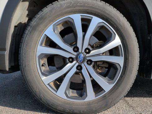 Used 2020 Subaru Forester Limited image 14