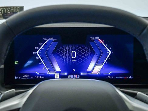 Used 2025 BMW 330i Sedan w/ Premium Package image 24