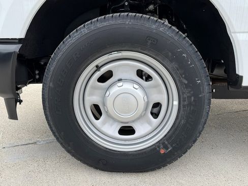 Used 2024 Ford F350 XL image 8