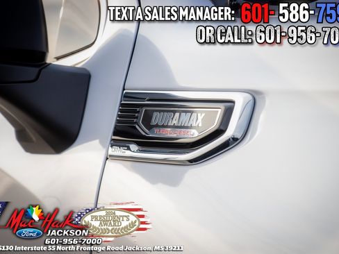 Used 2023 GMC Sierra 1500 Denali image 4