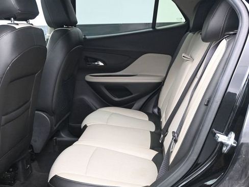 Used 2017 Buick Encore Preferred image 5