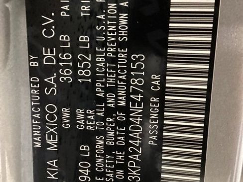 Certified 2022 Kia Rio S image 10