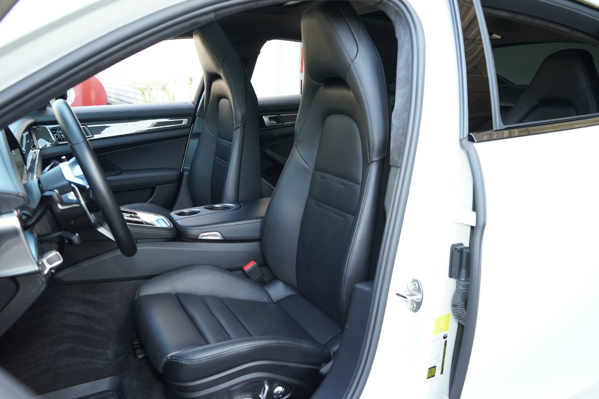Used 2018 Porsche Panamera Turbo AWD/4WD image 3