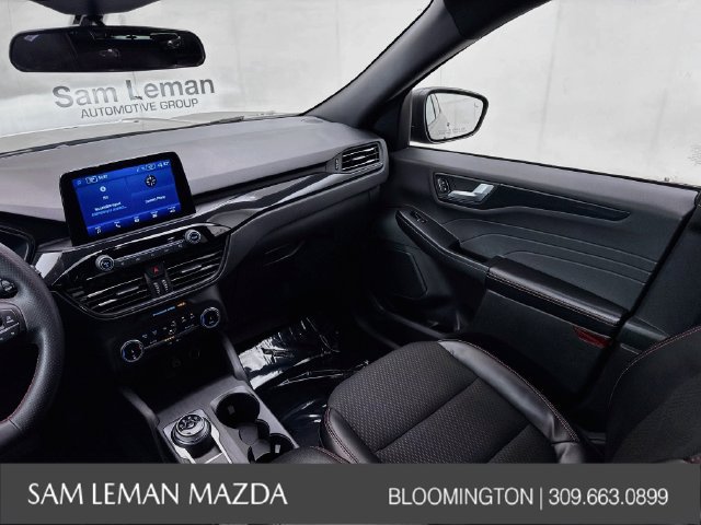Used 2025 Ford Escape ST-Line AWD/4WD image 22