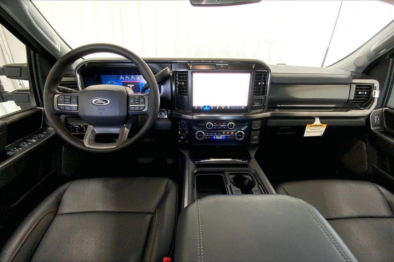 Used 2026 Ford F350 Lariat AWD/4WD image 14