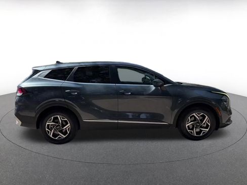 Used 2025 Kia Sportage LX FWD image 16