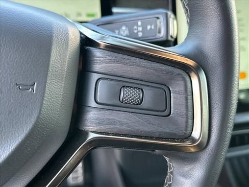 Used 2022 Rivian R1T Adventure AWD/4WD image 24