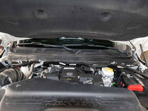 Used 2020 RAM 2500 Laramie image 41