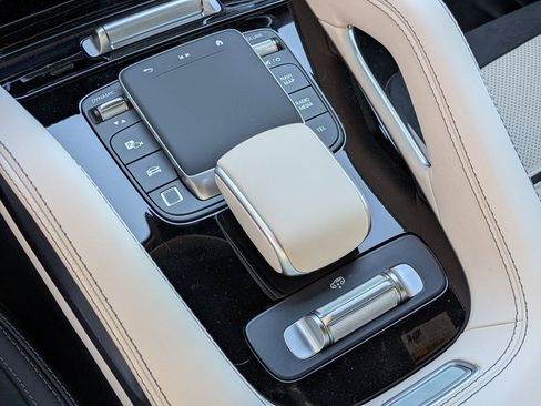 New 2026 Mercedes-Benz GLE 53 AMG 4MATIC image 27
