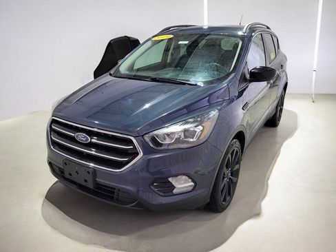 Used 2019 Ford Escape SE image 13