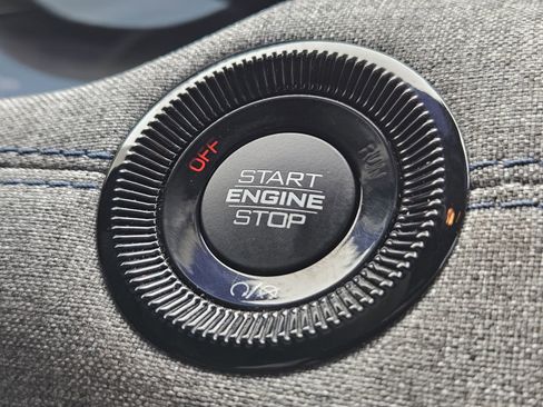 Used 2022 Jeep Compass Latitude image 24