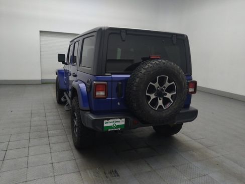 Used 2018 Jeep Wrangler Unlimited Sahara AWD/4WD image 5