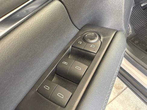 New 2027 GMC Terrain Elevation w/ Elevation Premium Package FWD image 11