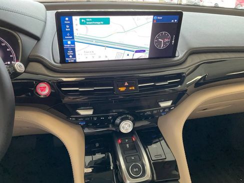 Certified 2026 Acura MDX SH-AWD w/ Advance Package image 16