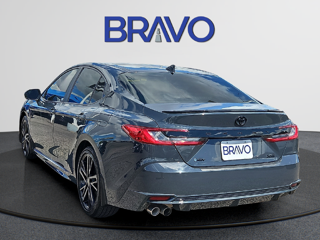 Used 2025 Toyota Camry XSE FWD image 3