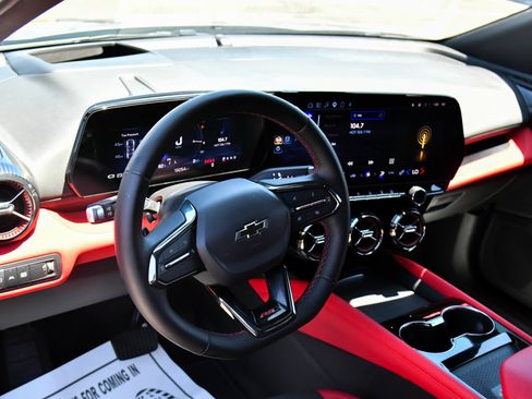 Used 2024 Chevrolet Blazer EV RS AWD/4WD image 16