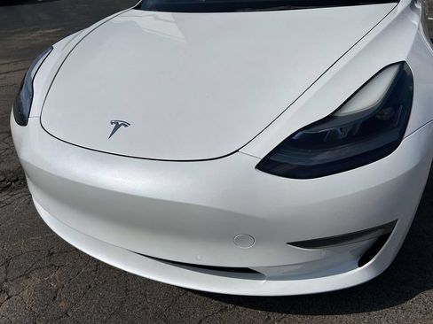 Used 2022 Tesla Model 3 Long Range AWD/4WD image 8