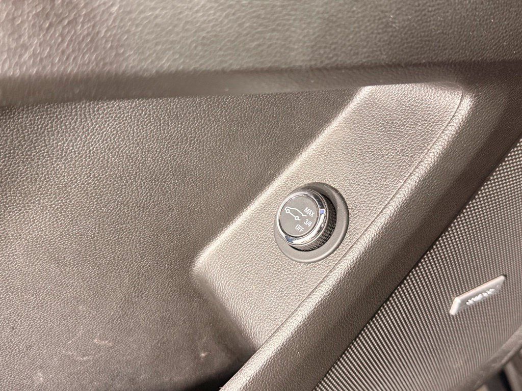 Used 2019 Chevrolet Traverse RS w/ LPO, Floor Liner Package FWD image 26