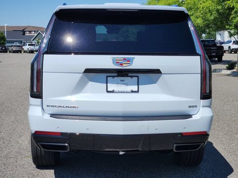 New 2026 Cadillac Escalade Platinum Sport w/ LPO, Floor Liner Package AWD/4WD image 44