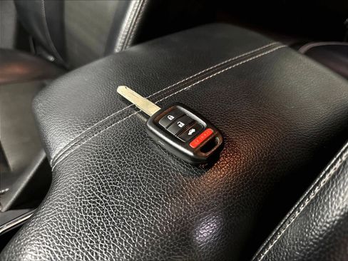 Used 2016 Honda Accord Sport image 12