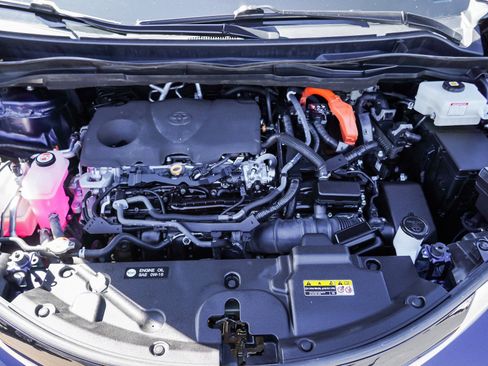 Used 2023 Toyota Sienna XSE image 15