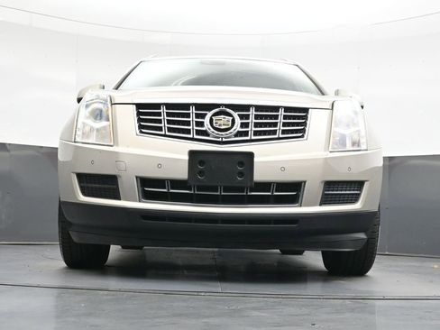 Used 2014 Cadillac SRX Luxury w/ Driver Awareness Package FWD image 46
