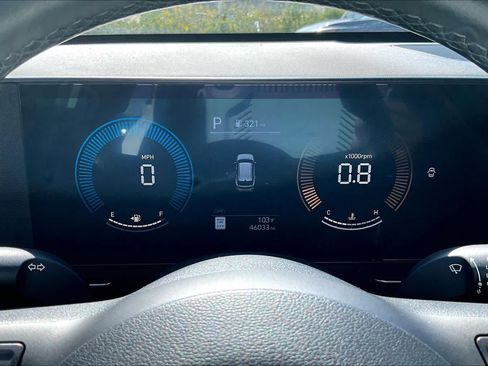 Certified 2025 Hyundai Kona SEL AWD/4WD image 26