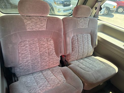 Used 2003 GMC Envoy XL SLE RWD image 16