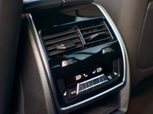 Used 2019 BMW X7 xDrive40i w/ Premium Package image 54