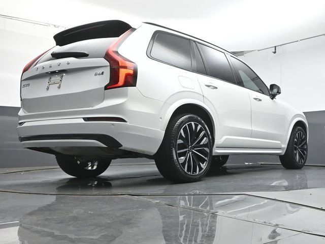 Certified 2026 Volvo XC90 B6 Ultra w/ Protection Package Premier AWD/4WD image 39