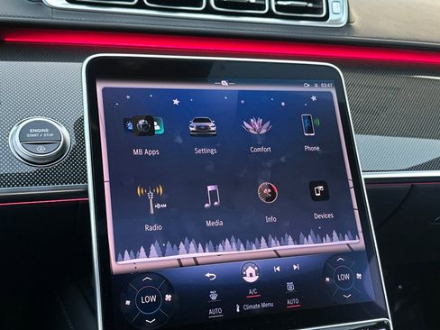 New 2025 Mercedes-Benz S 580 4MATIC Sedan image 33