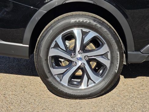 Certified 2022 Subaru Outback Limited XT image 8