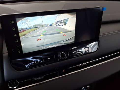 New 2026 Mitsubishi Outlander LE FWD image 17