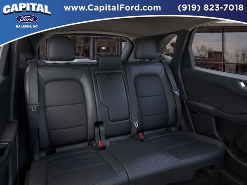 New 2025 Ford Escape SE FWD image 11