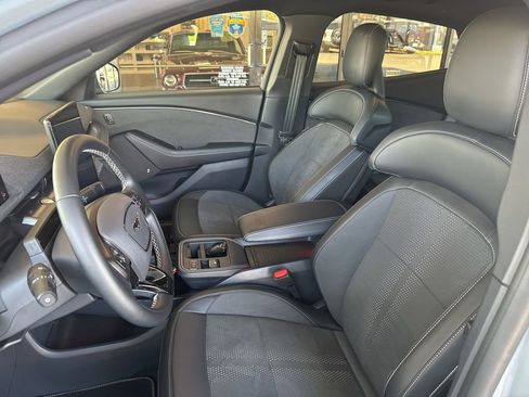 Used 2025 Ford Mustang Mach-E GT image 10