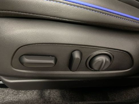 Used 2026 Buick Envista Sport Touring w/ Convenience I Package FWD image 12