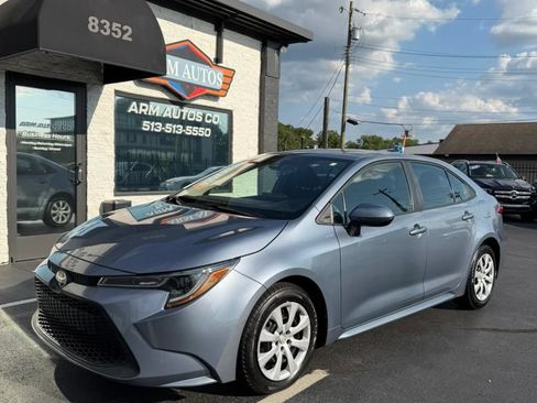 Used 2022 Toyota Corolla LE FWD image 3
