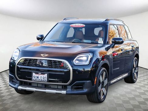 Used 2025 MINI Cooper Countryman S w/ Comfort Package Max image 4