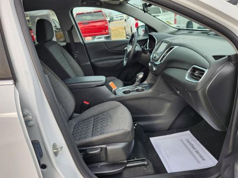 Used 2024 Chevrolet Equinox LT image 26