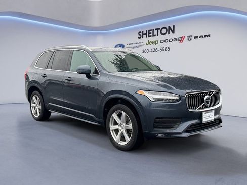 Used 2022 Volvo XC90 T6 Momentum image 7