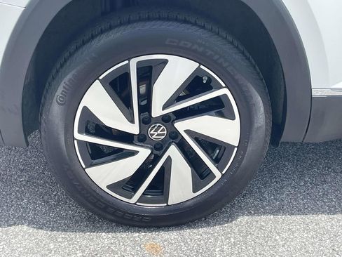 Certified 2024 Volkswagen Atlas SEL AWD/4WD image 7